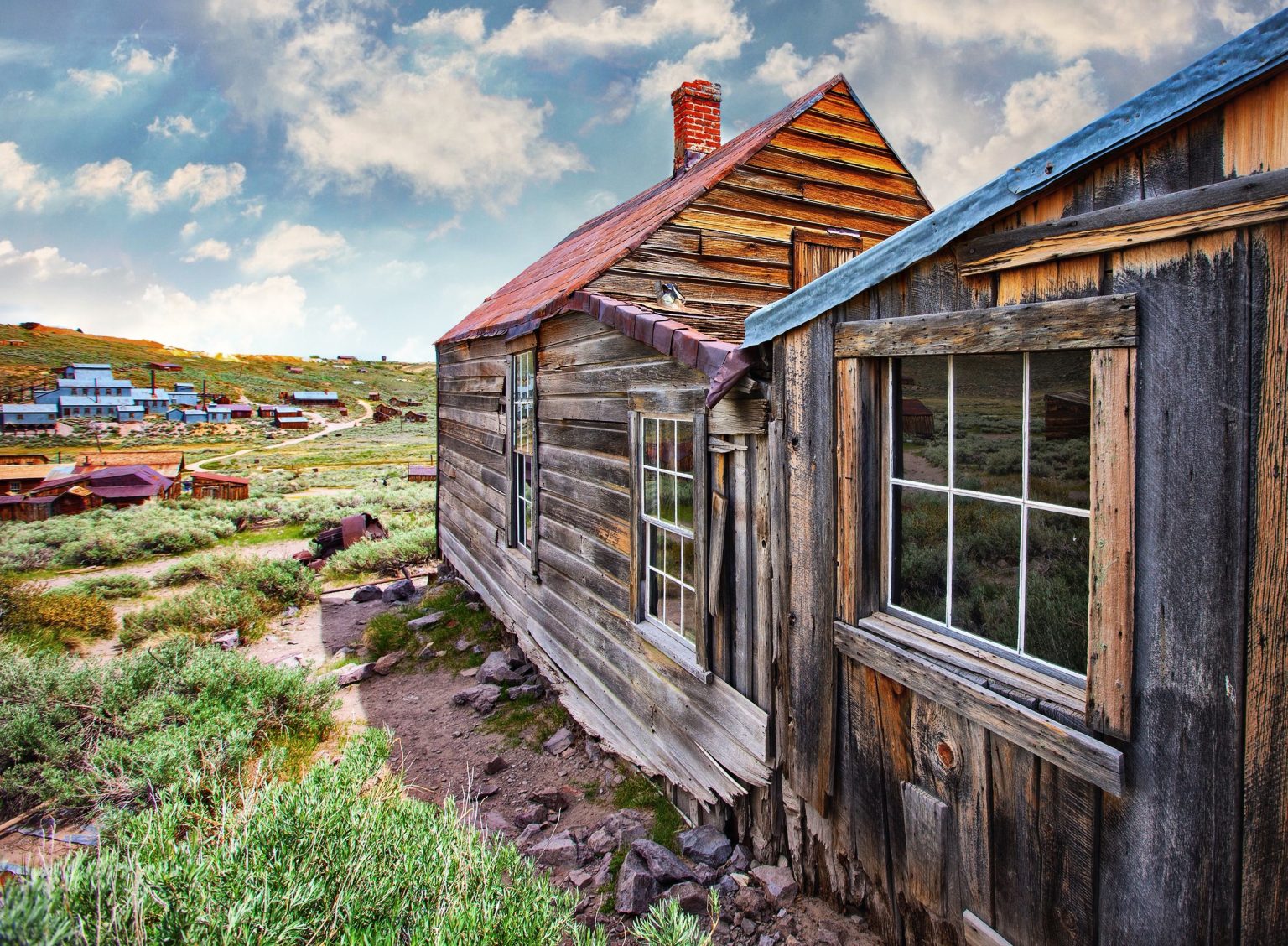 Best Things to do in Bodie Ghost Town California – Resist the Mundane